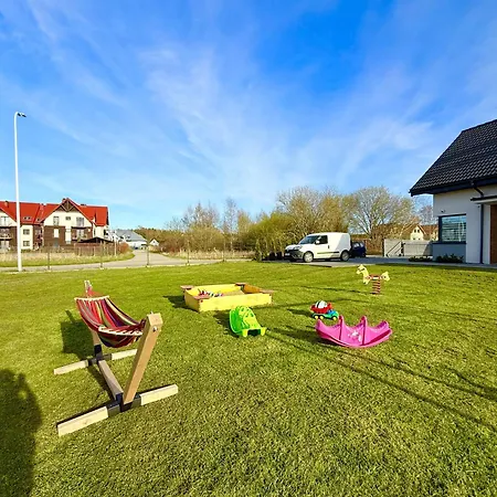 Дом отдыха Domki Aurea - Nowe Stylowe Domki Z Jacuzzi I Sauna - 350M Od Morza, Plac Zabaw, Rowery, Grill