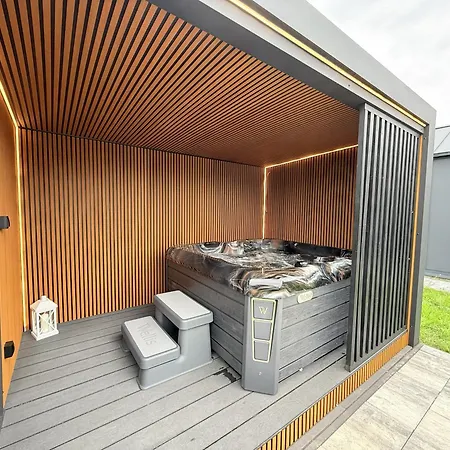 Aurea - Nowe Stylowe Z Jacuzzi I Sauna - 350m Od Morza, Plac Zabaw, Rowery, Grill Hébergement de vacances Jastrzębia Góra